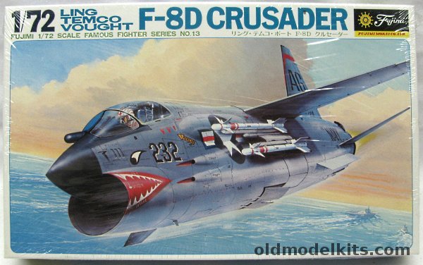 Fujimi 1/72 F8-D Crusader (F-8) US Navy, 7A13-400 plastic model kit